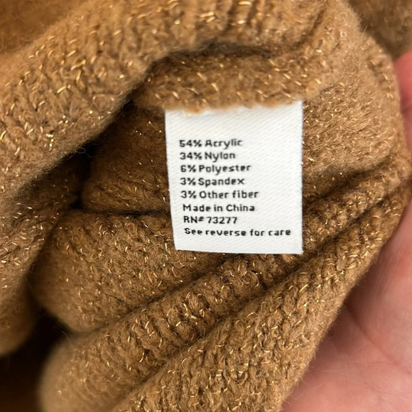 Nine West Women’s (L) Camel Color Metallic Soft V Neck Pullover Tunic Sweater - Picture 7 of 8